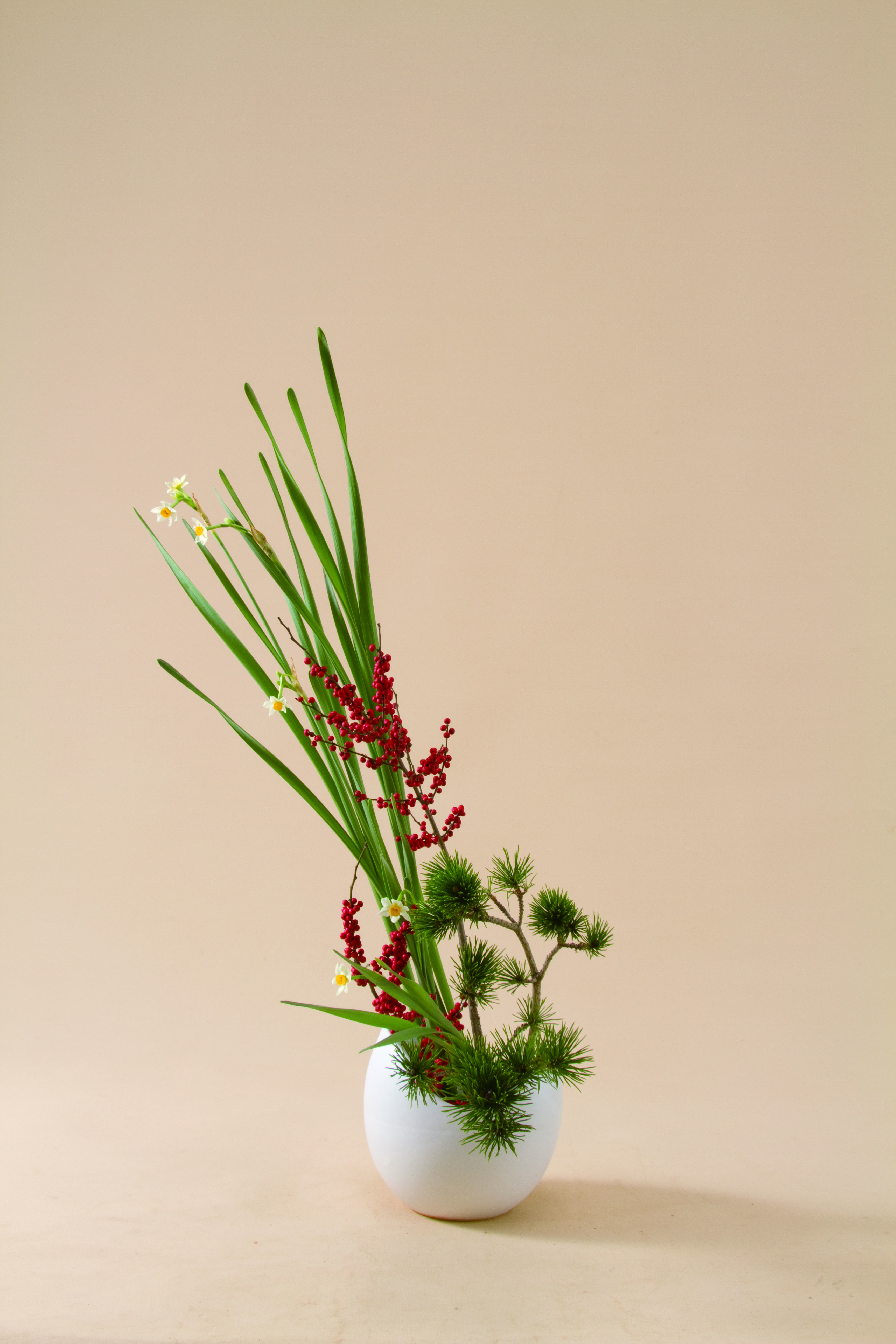 The Art of Ikebana — Minimalist Japanese Floral Design — Inspired